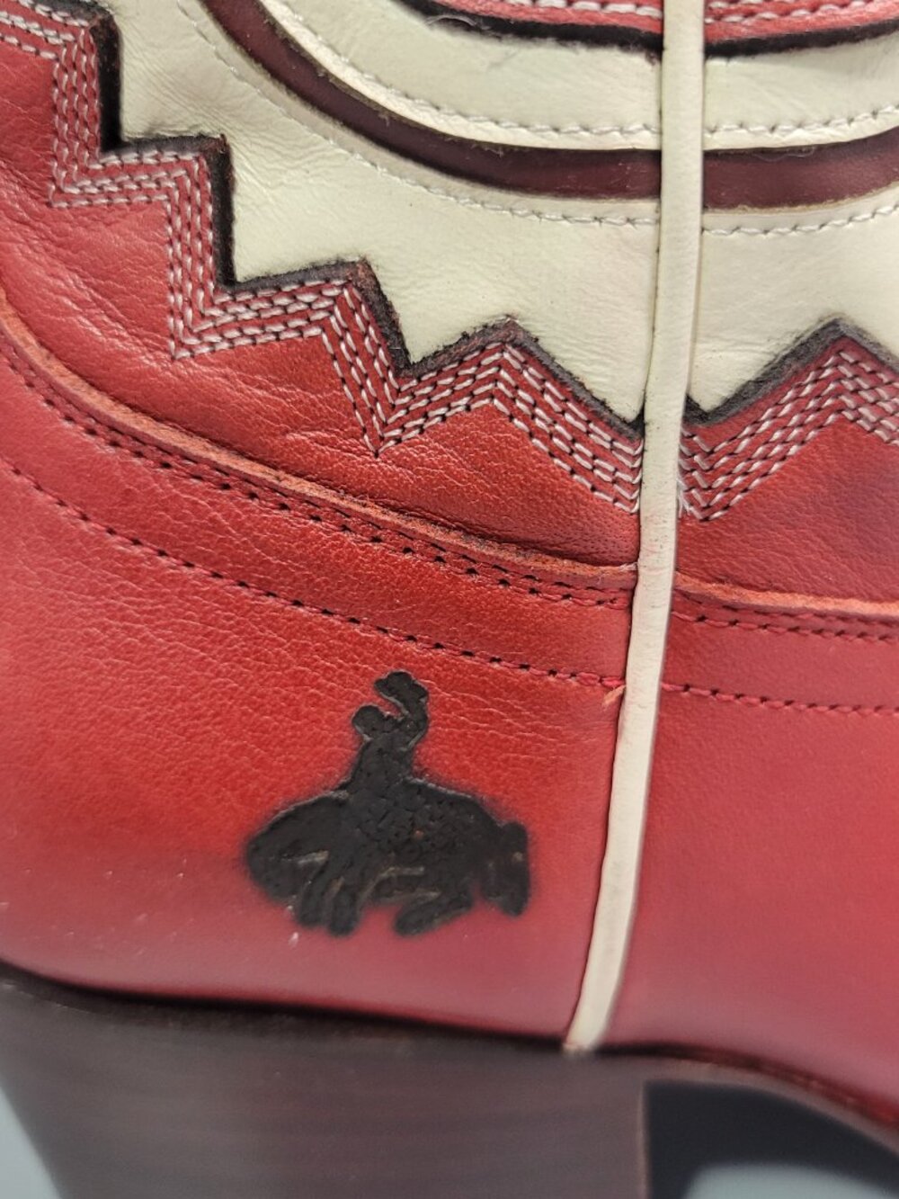 Tecovas the Jolene Women's Size US 7.5B Crimson Bine Cowhide Cowgirl Boots. - Picture 8 of 11